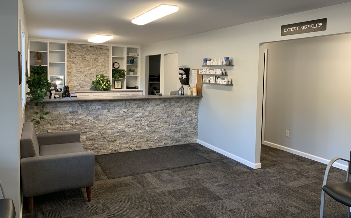 The entryway of Family Chiropractic Clinic