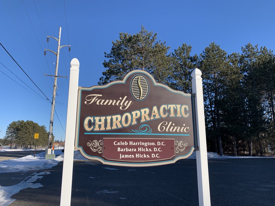 The Family Chiropractic Clinic sign outside the office